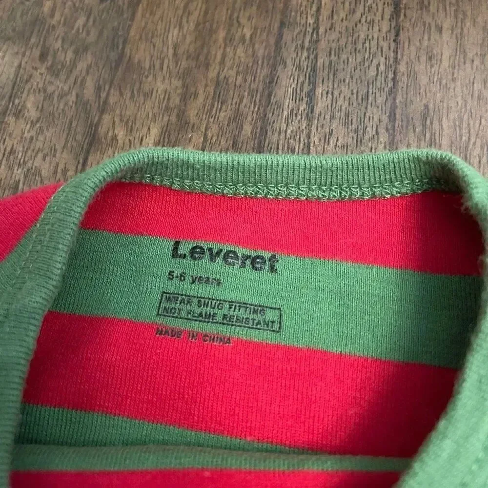 Leveret Christmas Pajamas 5/6